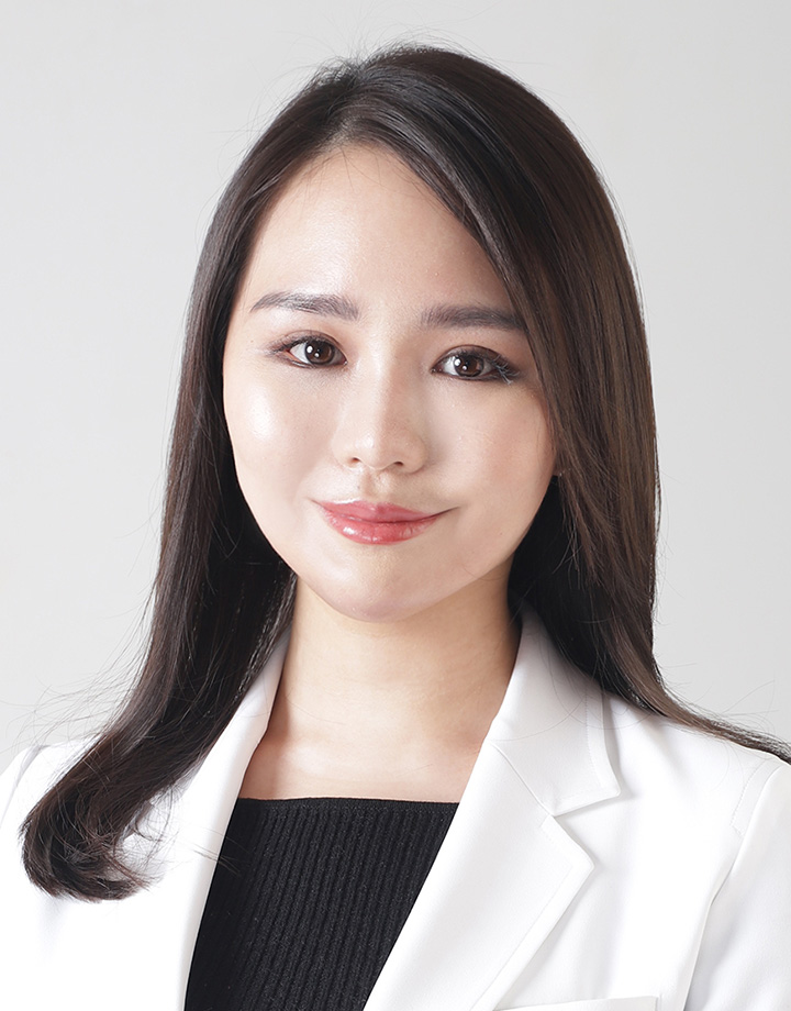 山田 麻友
